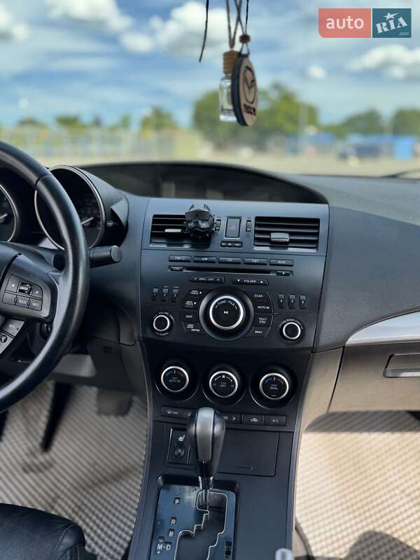 Седан Mazda 3 2011 в Днепре фото 11 Седан Mazda 3 2011 в Днепре