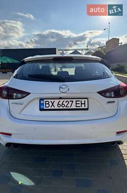 Хэтчбек Mazda 3 2014 в 