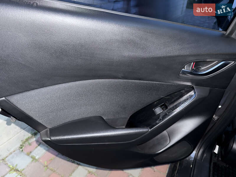 Хетчбек Mazda 3 2017 в Запоріжжі