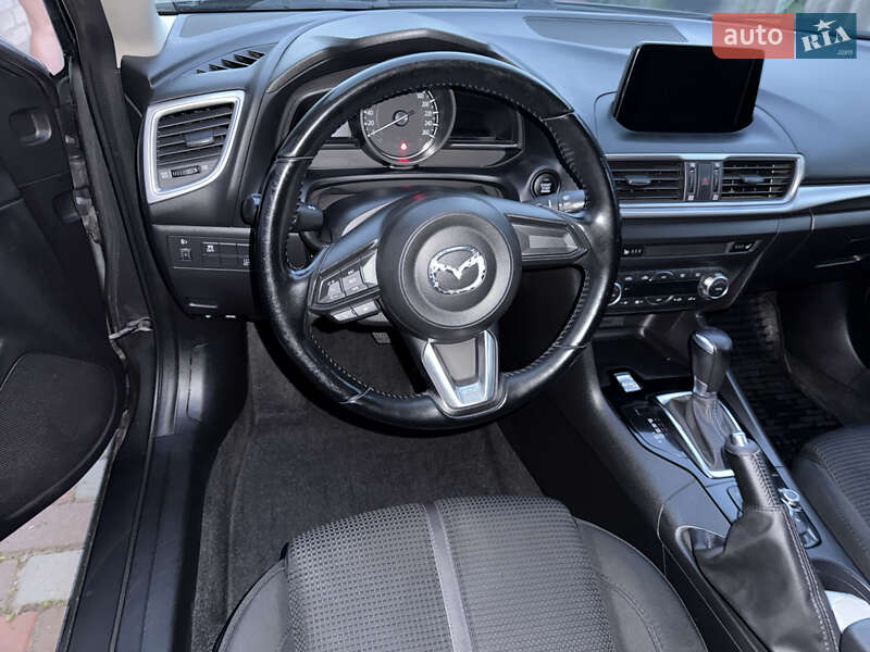 Хетчбек Mazda 3 2017 в Запоріжжі