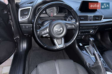 Хетчбек Mazda 3 2017 в 