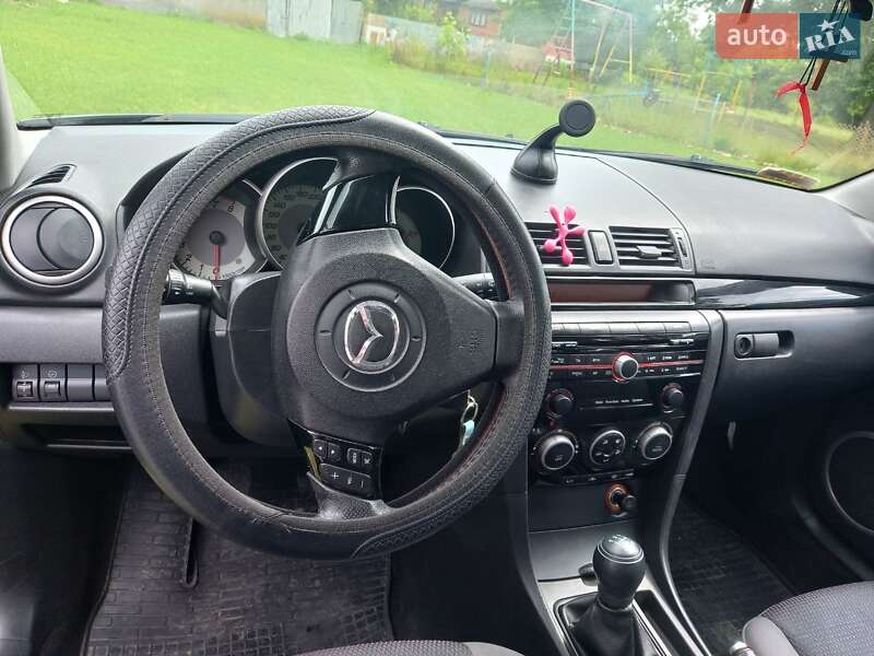 Хэтчбек Mazda 3 2008 в Николаеве