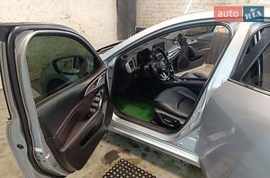 Седан Mazda 3 2016 в 