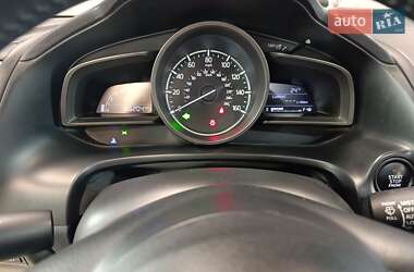 Седан Mazda 3 2016 в 