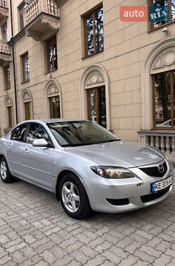 Седан Mazda 3 2004 в Запорожье