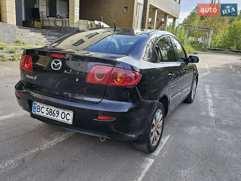 Седан Mazda 3 2004 в Киеве
