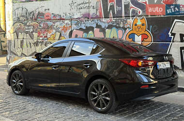 Седан Mazda 3 2018 в 