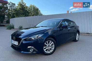 Хэтчбек Mazda 3 2015 в Кривом Роге