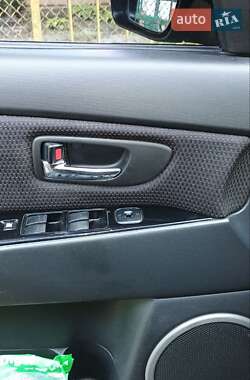 Хэтчбек Mazda 3 2008 в 