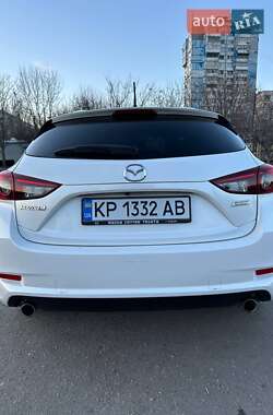 Хэтчбек Mazda 3 2018 в 