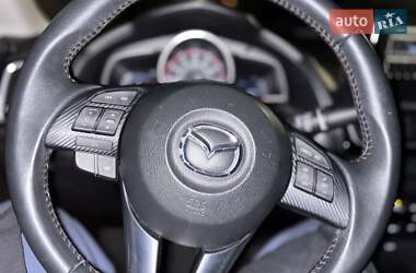 Седан Mazda 3 2014 в 
