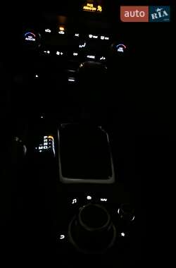 Седан Mazda 3 2014 в 