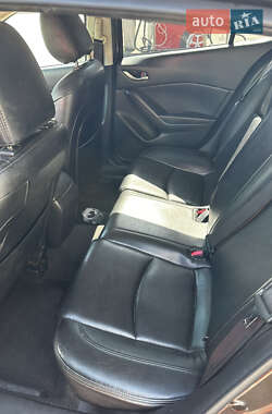 Седан Mazda 3 2013 в 