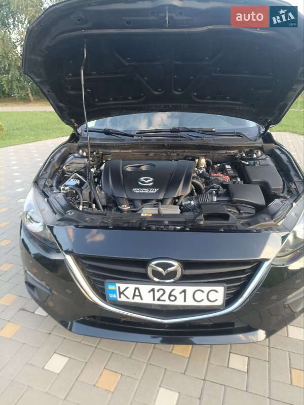 Седан Mazda 3 2015 в Києві
