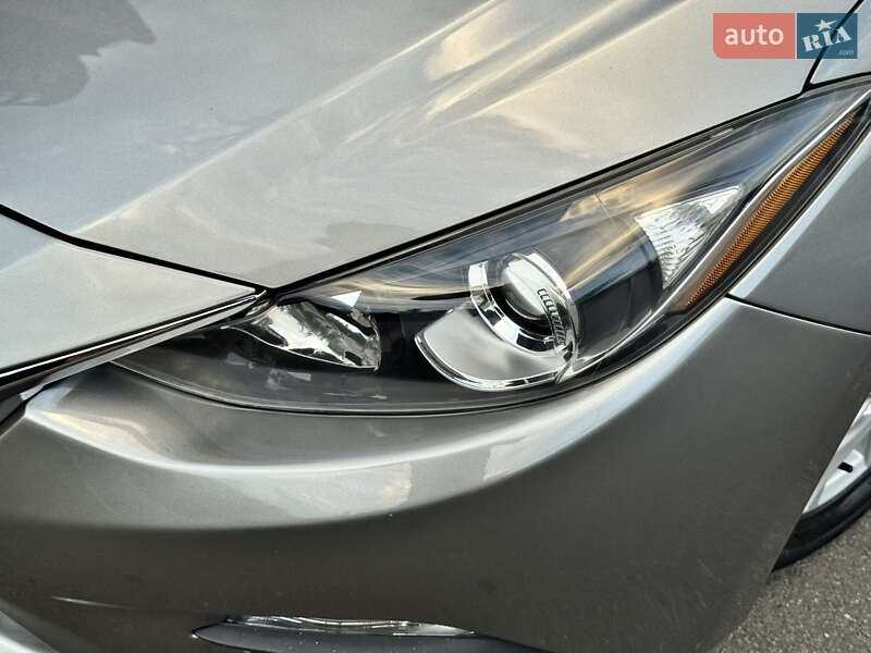 Хэтчбек Mazda 3 2014 в Киеве фото 17 Хэтчбек Mazda 3 2014 в Киеве