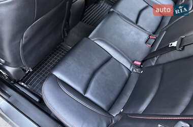 Хэтчбек Mazda 3 2014 в 