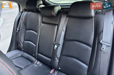 Хэтчбек Mazda 3 2014 в 