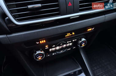 Хэтчбек Mazda 3 2014 в 