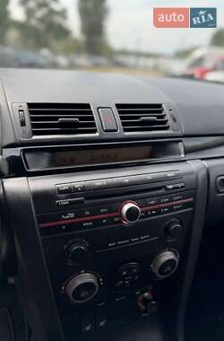 Хэтчбек Mazda 3 2006 в 