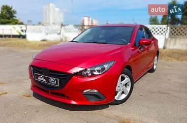 Седан Mazda 3 2016 в Києві