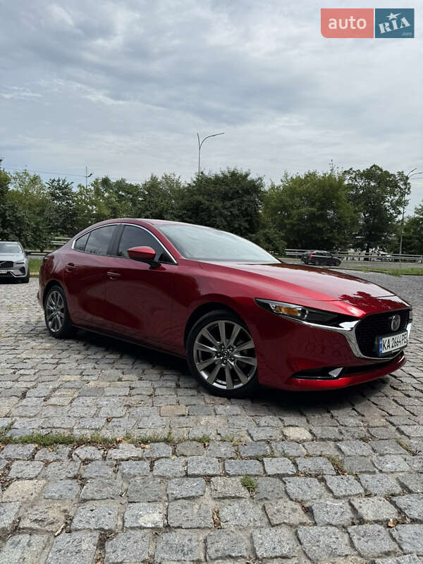 Седан Mazda 3 2020 в Киеве