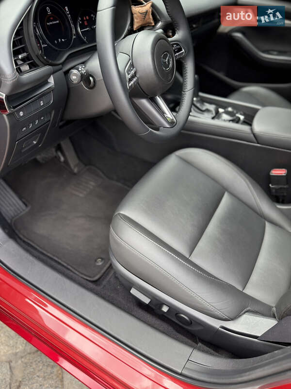 Седан Mazda 3 2020 в Киеве