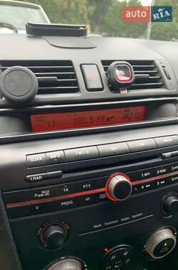 Хэтчбек Mazda 3 2006 в 