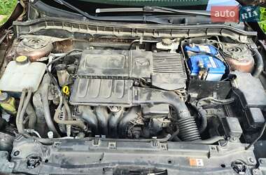 Седан Mazda 3 2011 в 