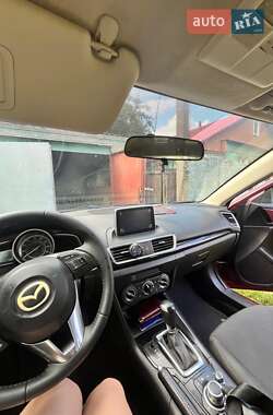 Хэтчбек Mazda 3 2014 в 