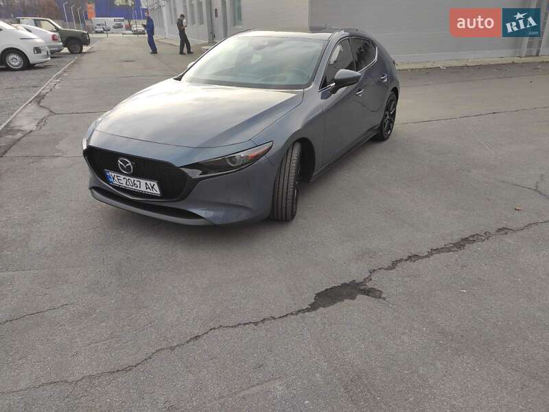 Mazda 3 2019