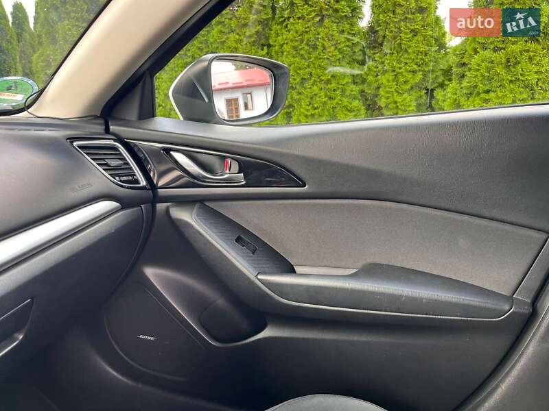 Хэтчбек Mazda 3 2015 в Львове фото 24 Хэтчбек Mazda 3 2015 в Львове
