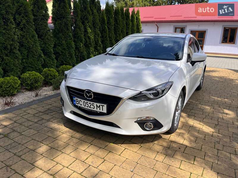 Mazda 3 2015