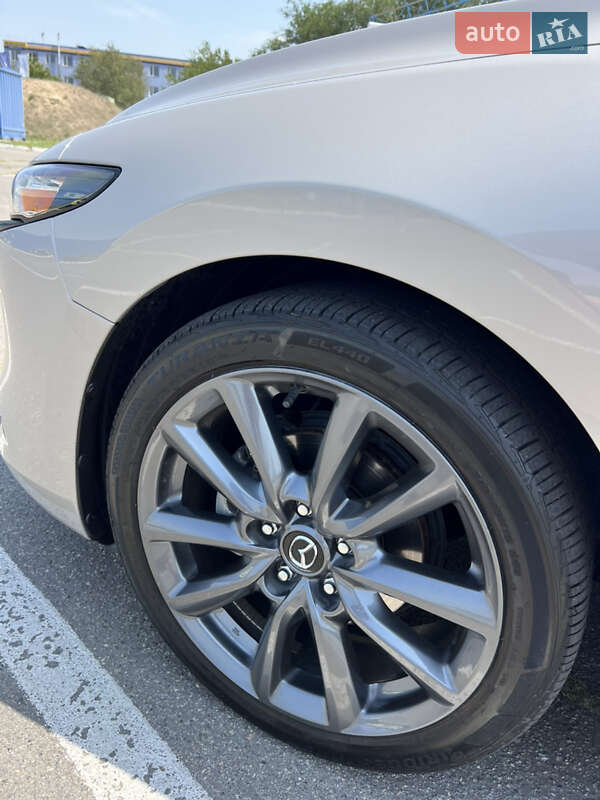 Хэтчбек Mazda 3 2024 в Днепре