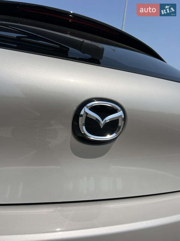 Хэтчбек Mazda 3 2024 в Днепре