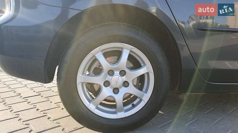 Хэтчбек Mazda 3 2007 в Виннице