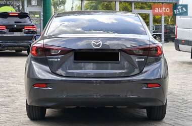 Седан Mazda 3 2015 в 
