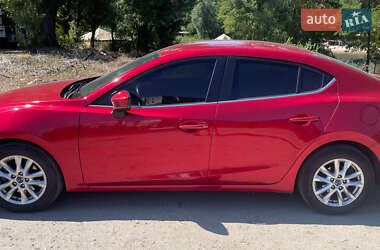 Седан Mazda 3 2016 в Днепре