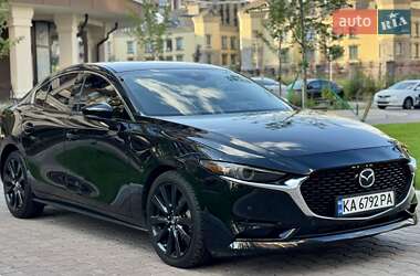 Седан Mazda 3 2019 в Киеве