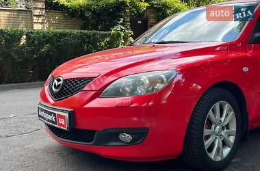 Хэтчбек Mazda 3 2007 в 