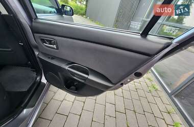 Седан Mazda 3 2006 в 