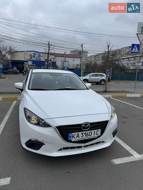 Mazda 3 2016