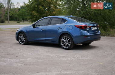 Седан Mazda 3 2016 в 