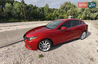 Хэтчбек Mazda 3 2017 в 