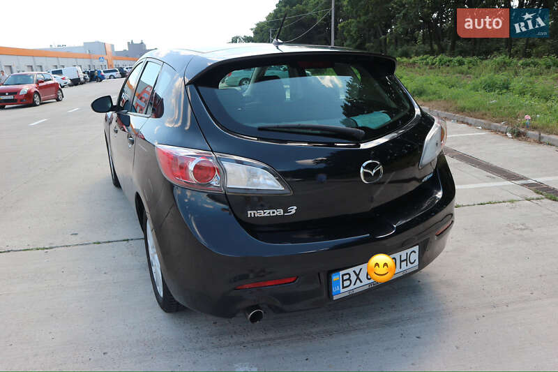 Хетчбек Mazda 3 2013 в Києві фото 5 Хетчбек Mazda 3 2013 в Києві
