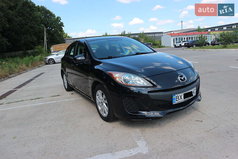 Хетчбек Mazda 3 2013 в Києві фото 8 Хетчбек Mazda 3 2013 в Києві