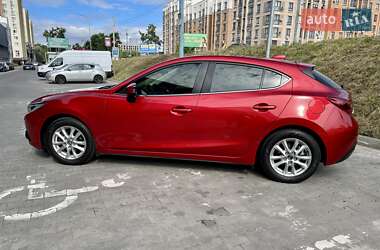 Хэтчбек Mazda 3 2013 в 