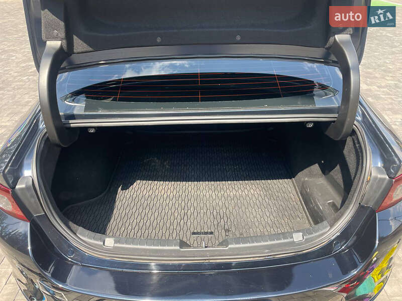 Седан Mazda 3 2020 в Кривом Роге