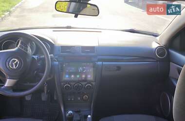 Седан Mazda 3 2006 в 