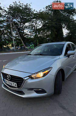 Седан Mazda 3 2017 в 