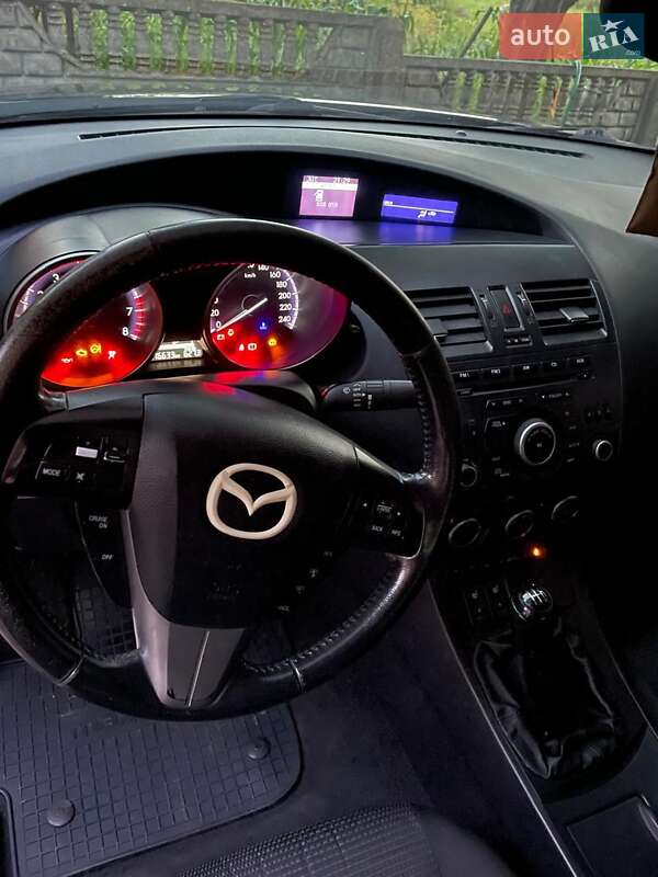 Седан Mazda 3 2012 в Хмельницком